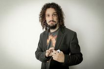 Bernardo ♦ Supreme Card Magic From Brazil