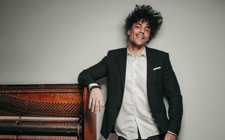 Jorge Luis Pacheco show poster