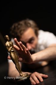 Life with Oscar show poster