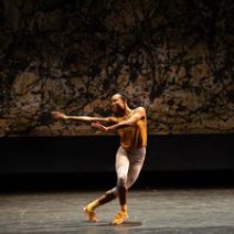 Student Matinee: Hubbard Street Dance Chicago (Livestream)