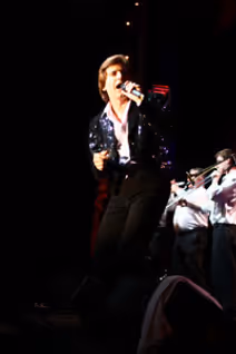 Tommy Lynn in One Hot Night - The Ultimate Neil Diamond Tribute