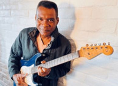 The Robert Cray Band show poster