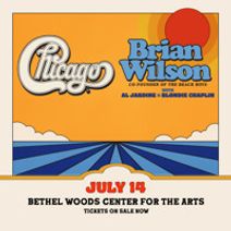 Chicago & Brian Wilson with Al Jardine & Blondie Chaplin