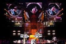 Celebrating the King of Pop in true Cirque fashion!