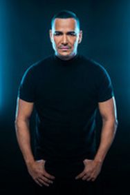 Victor Manuelle show poster