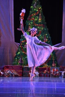 The Nutcracker presented by Paris Ballet