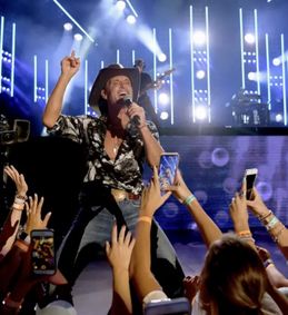 Tim McGraw & 49 Winchester show poster