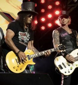 Guns N’ Roses show poster