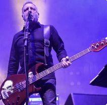 Peter Hook And The Light