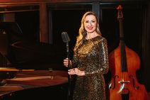 Hotel Wolfe Island: Vancouver Vocalist, NYC Pianist -GERSHWIN, PORTER, 'N Me - Jun 5 - Kingston
