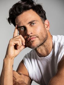 Cheyenne Jackson: Signs of Life