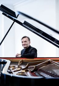Taiwan Philharmonic and Stephen Hough show poster