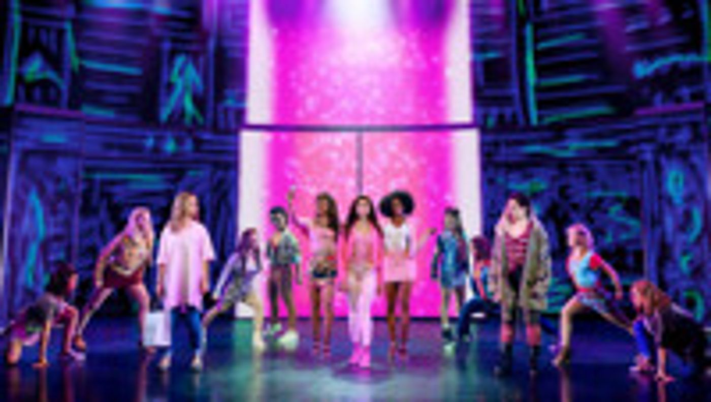 DRACULA, BEAUTIFUL, MEAN GIRLS & More Lead Boston's October Theater Top Picks  Image