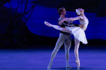 An Evening of Pas de deux
