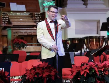 Annual Family Holiday Pops! show poster