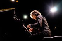 TheatreWorks Silicon Valley Presents Hershey Felder’s Great American Songbook Sing-Along