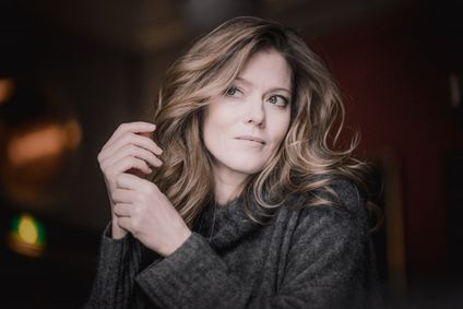 Hannigan Conducts Strauss show poster