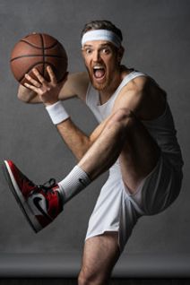 Chris Forbes: Court Jester (Preview)