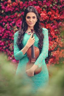 Violinist Aisha Syed, NYC Debut