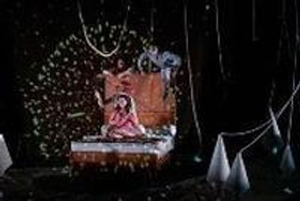 La Belle au Bois  show poster