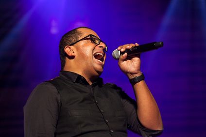 UNE VOIX, DIX DOIGTS show poster