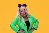 LAURA O'MAHONY: SKITTING, HOWLING, SCREAMING, ROARING