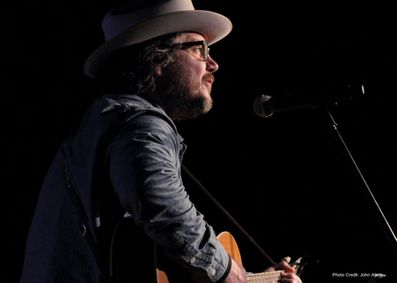 Jeff Tweedy, Fred Armisen Headline Charity Gala Benefiting Chicago Families show poster