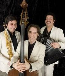 Klezmer music by Trio Klezele, France