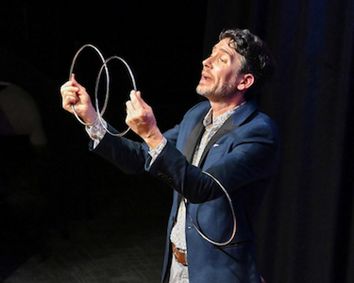 Francis Menotti | Magic, Mind-Reading, Message. show poster