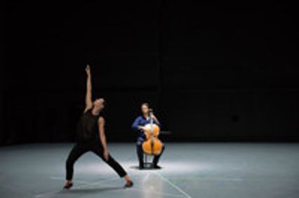 Mitten Wir Im Leben Sind/Bach6Cellosuiten show poster