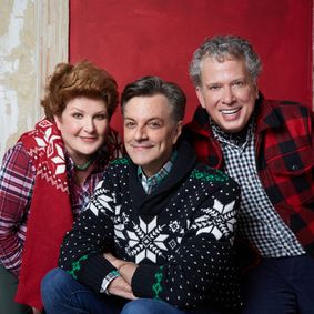 Klea Blackhurst, Jim Caruso & Billy Stritch will star in “A Swinging Christmas” direct from NYC show poster