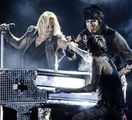 Mötley Crüe at Shoreline Amphitheatre in Thousand Oaks