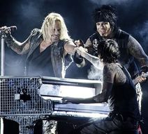 Mötley Crüe at Shoreline Amphitheatre