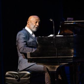 Metropolitan Jazz Orchestra with Bobby Floyd show poster