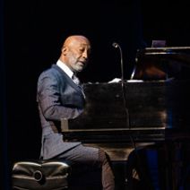 Metropolitan Jazz Orchestra with Bobby Floyd