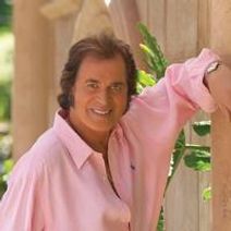 Engelbert Humperdinck at The Ridgefield Playhouse