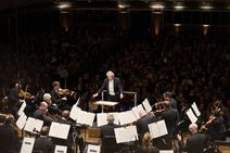 Modern Classicist: Welser-Möst Conducts Prokofiev 5 and 2