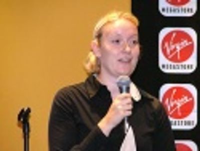 
Associate Producer for NYMF, Miranda Lundskaer-Nielsen
welcomes the crowd. Photo