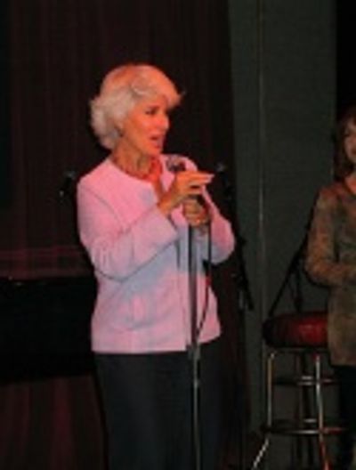 Jamie DeRoy Photo