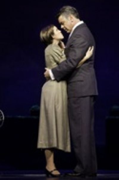 Elicia MacKenzie and Burke Moses Photo