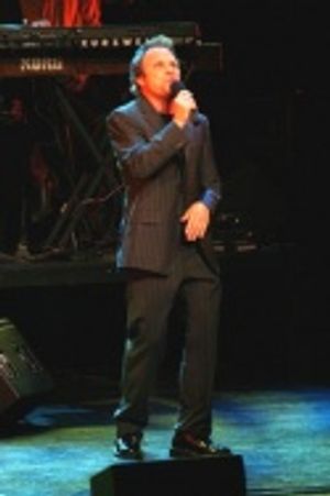 Norbert Leo Butz Photo