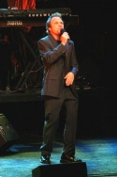 Norbert Leo Butz Photo