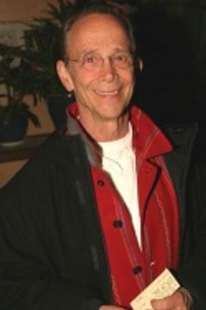 Joel Grey Photo