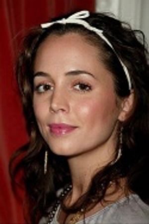  Eliza Dushku Photo