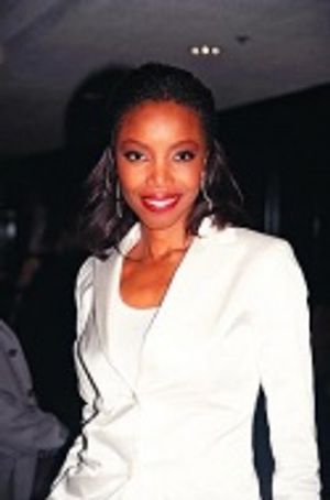Heather Headley Photo