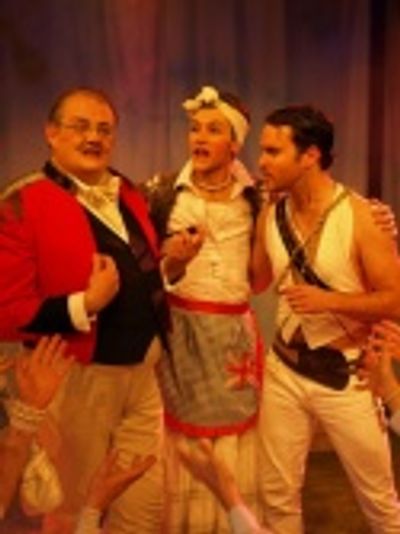 Fred Broom (Major-General), Samuel Holmes (Ruth) and Alan Winner (Pirate King) Photo