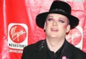 Boy George greeting fans... Photo