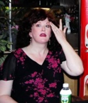 Liz McCartney greating fans... Photo