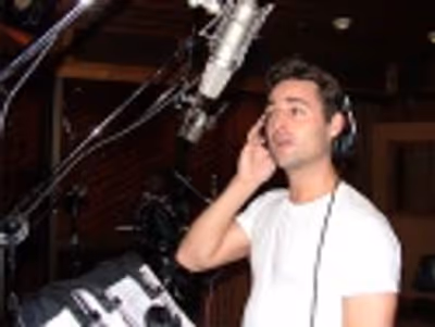 Max von Essen sing about that "Old Devil Moon" Photo