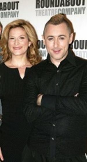 Ana Gasteyer and Alan Cumming 
 Photo